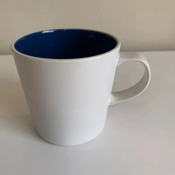 2 Pair Crate & Barrel Coffee Mugs White Cerulean Blue 3-5/8" Tea Discontinued - Picture 2 of 8
